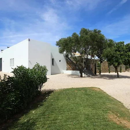 L&f House Bed & Breakfast