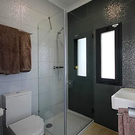 L&f House 4*